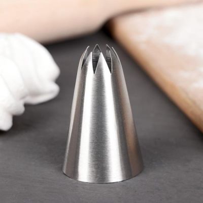 Насадка кондитерская "Закрытая звезда" d 3,5 см, вых. 1,7 см (№ 350) 2957170